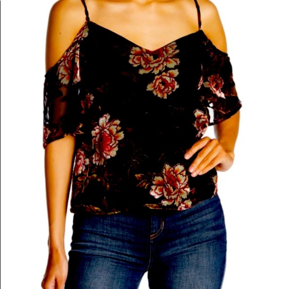 Cupcakes and Cashmere Cold Shoulder Top
